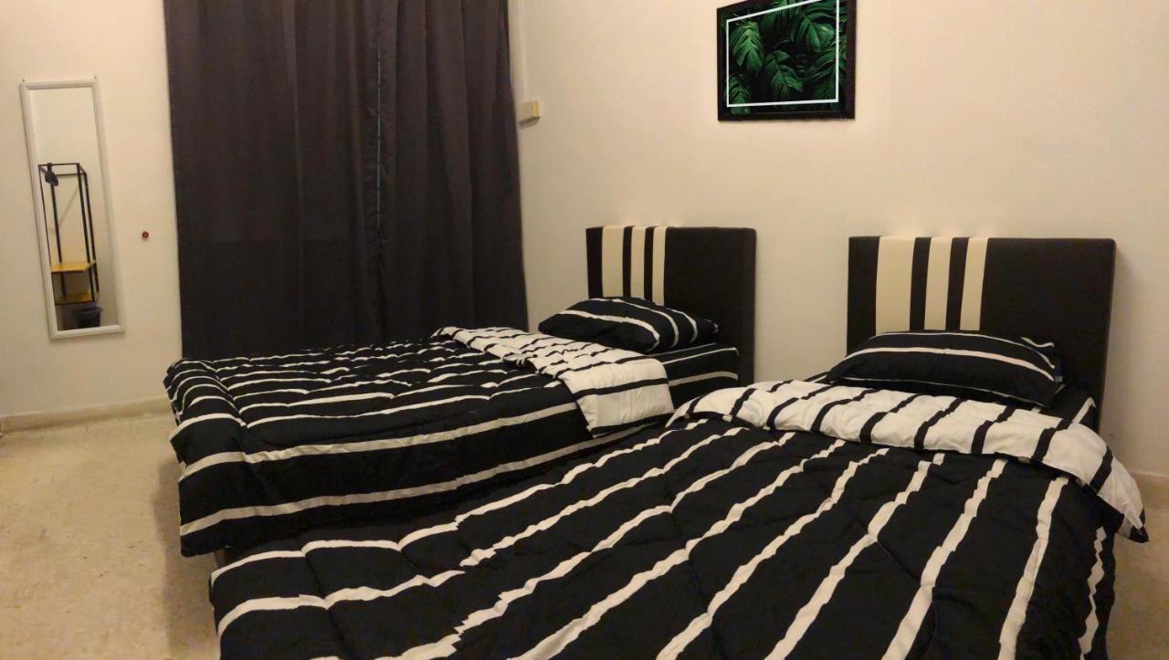 Panda Homestay Серембан  Экстерьер фото